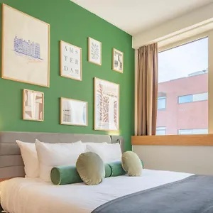 https://easyhotel-amsterdam-airport-schiphol.ihotelsrotterdam.com