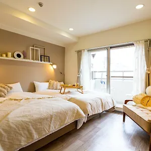 https://chuan-house-amemura.hotels-osaka.net