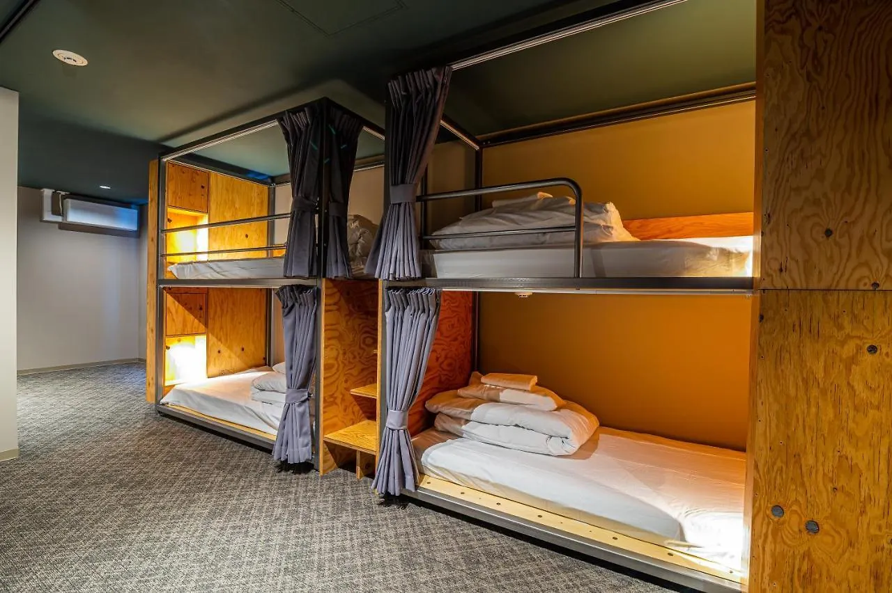 Wise Owl Hostels River Токио