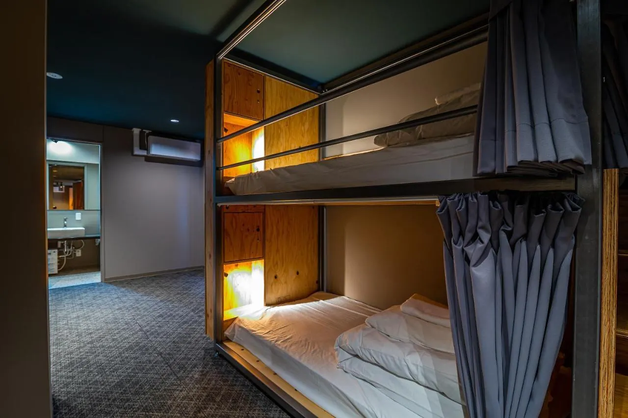 Wise Owl Hostels River Токио