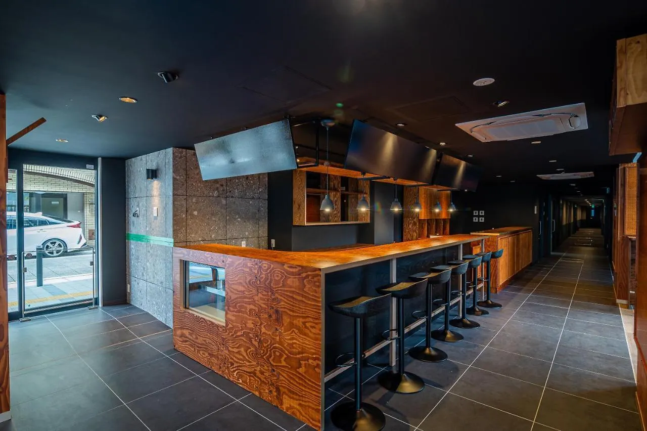 Wise Owl Hostels River Токио Япония