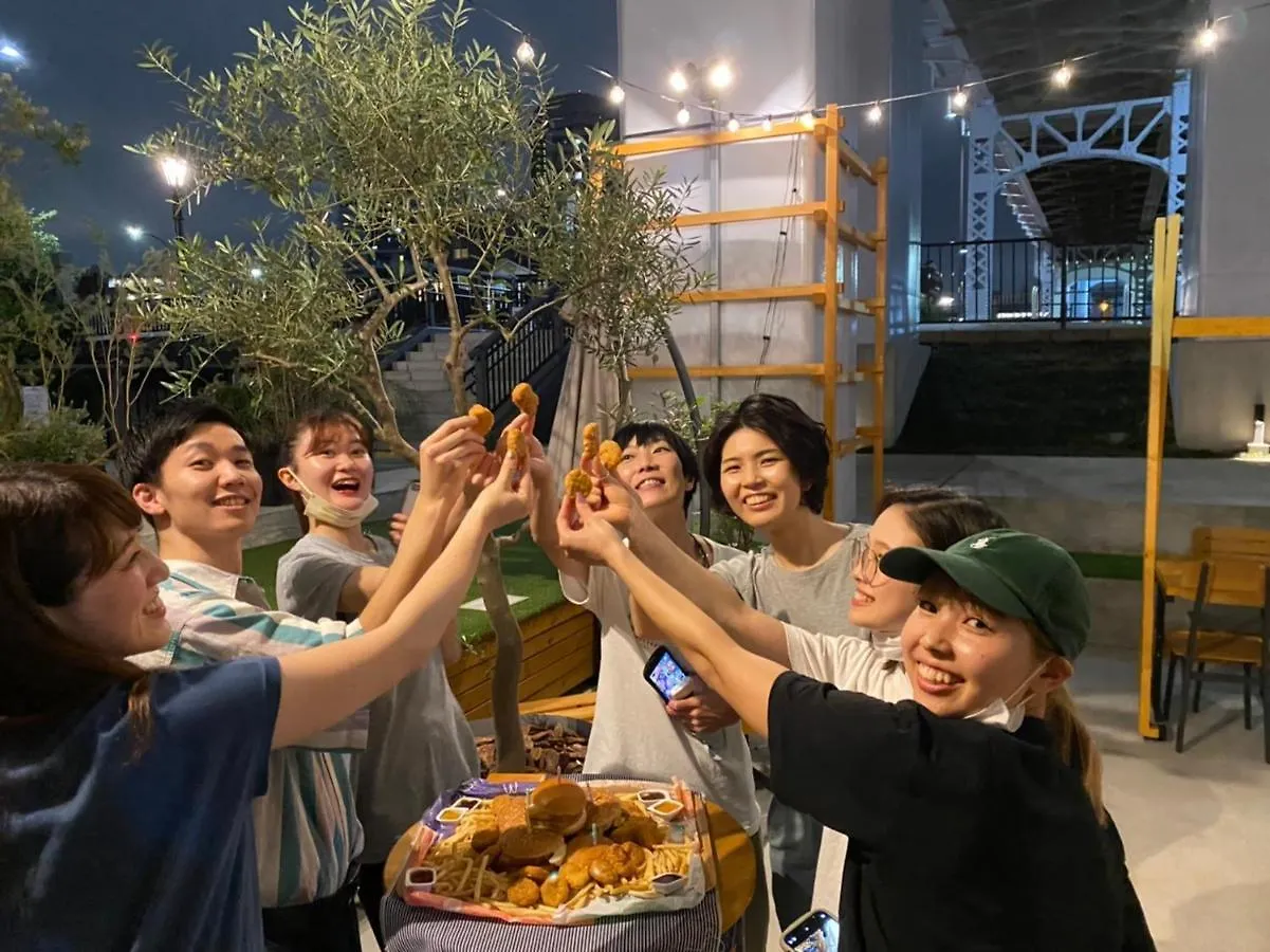 Wise Owl Hostels River Tokio